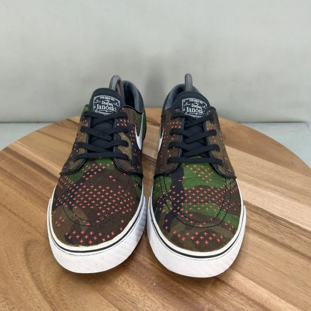 Nike SB Stefan Janoski Camo Dot Mens Skate Shoes 705190-216 Size 9.5 Camouflage